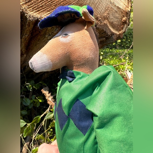 Vintage handcrafted painted soft body kentucky derby horse jockey doll unique - Picture 8 of 12